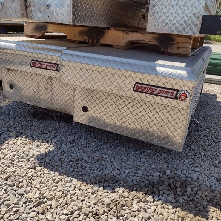 (2) Crossboxes (QEA 4721)