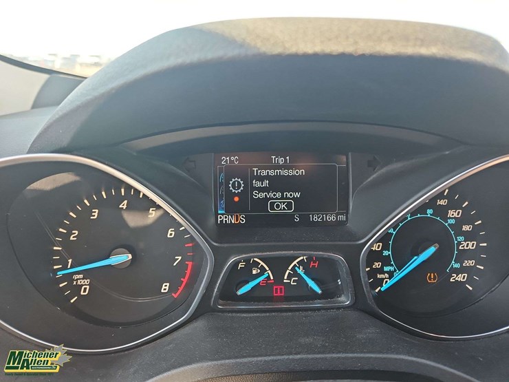 2014-ford-escape-image-25