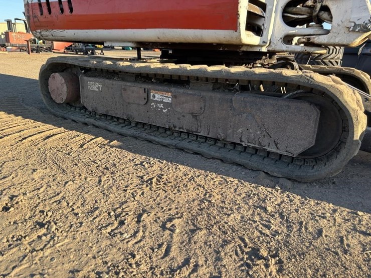 2004-bobcat-331g-image-23