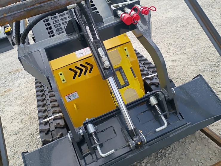 #l63-006-•-2026-zjg-380-mini-skid-steer-image-23