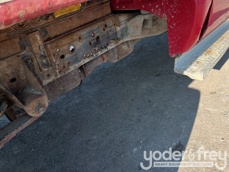 2002-ford-f450-xl-image-32
