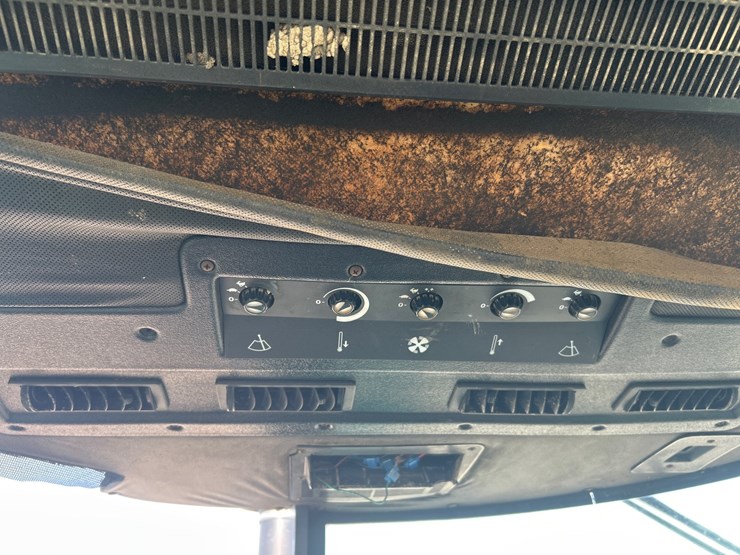 john-deere-4630-image-57