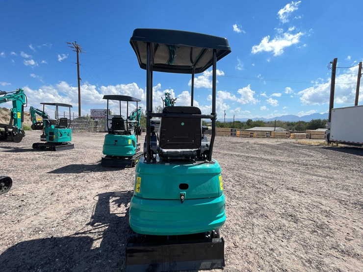 #2457-•-2026-cfg-kt13r-mini-excavator-image-4