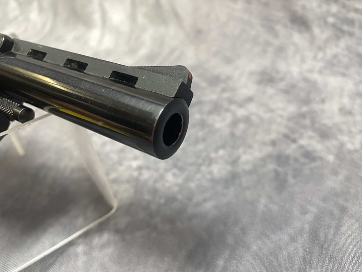 #10833-•-fie-titan-tiger,-38-spl-revolver,-sn:-814007-image-9