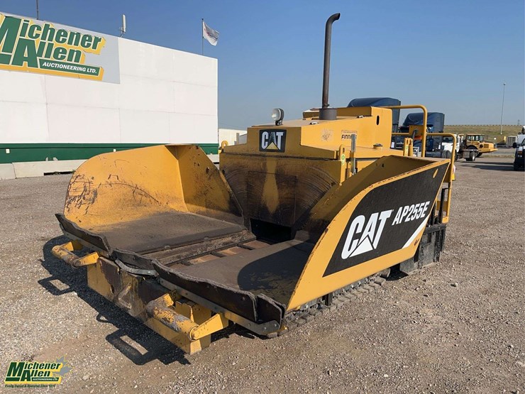 caterpillar-ap-255e-image-1