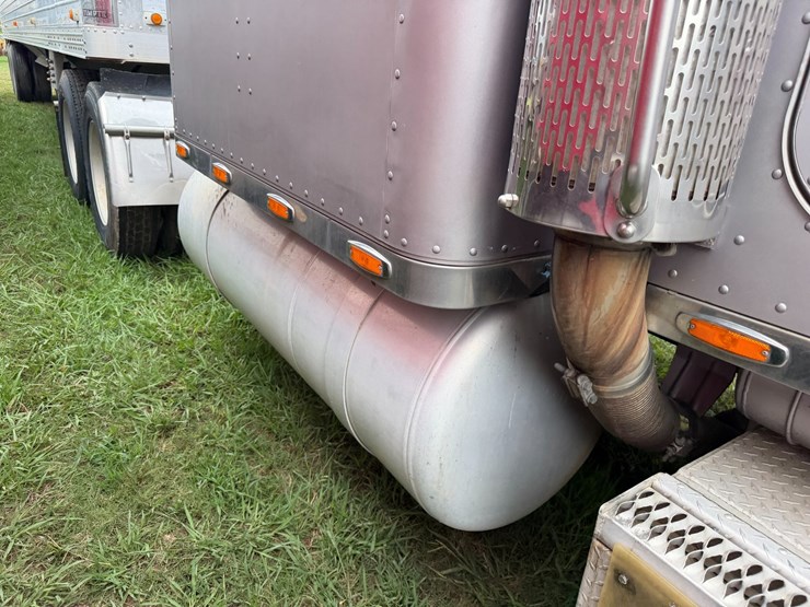 1989-peterbilt-379-image-48