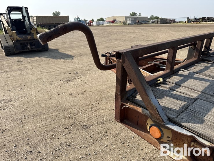 1990-phelan-fe-10-24-t/a-flatbed-trailer-w/ramps-image-14