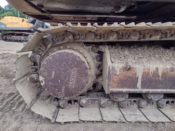 05-volvo-160b-lc-excavator-(qea-4903)-image-31