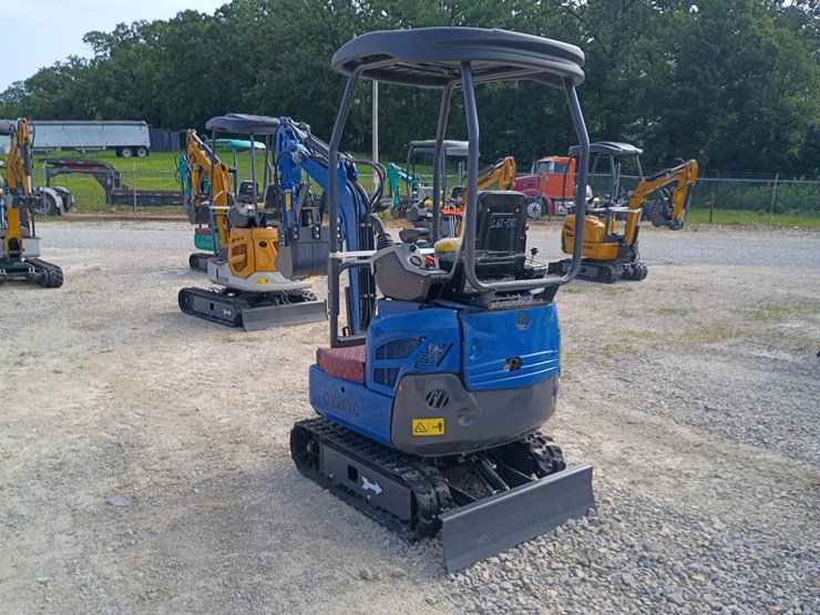 #l62-012-•-2026-diesel-cfg-qk20yc-mini-excavator-image-2