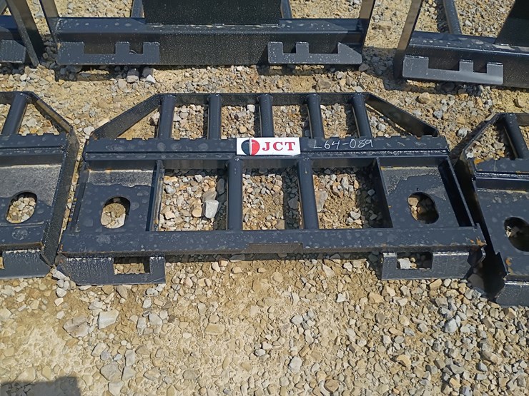 #l64-089-•-jct-pallet-fork-skid-steer-attachment-image-2