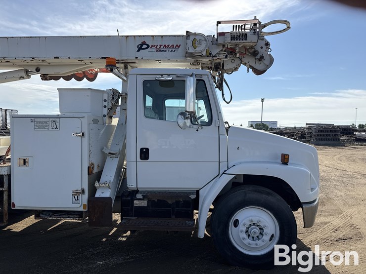 2003-freightliner-fl70-image-18