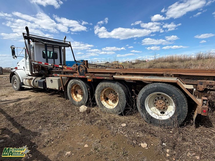 2016-kenworth-t800-image-2