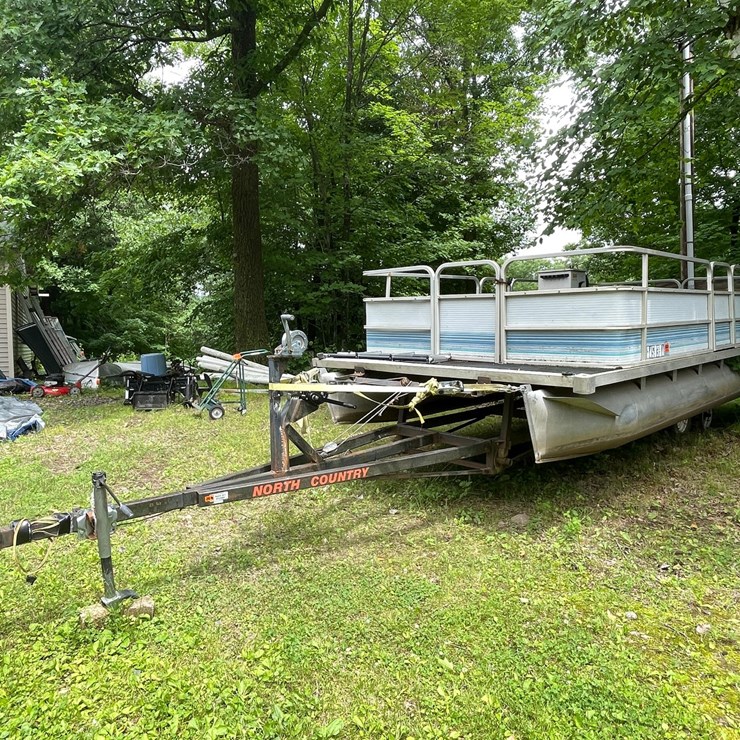 #6100 • Northwoods Pontoon with North Country Pontoon Scissor Trailer (Sells Bill of Sale)