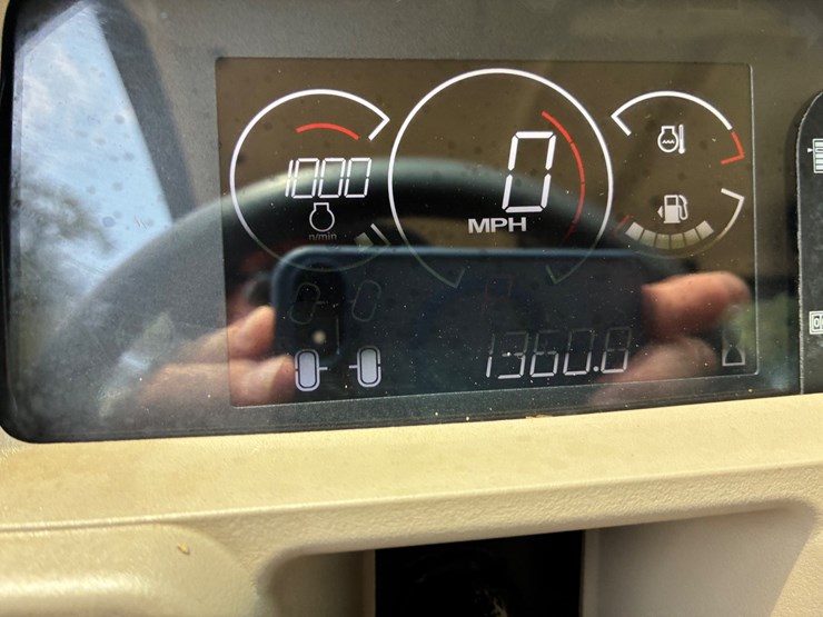 john-deere-gator-image-7