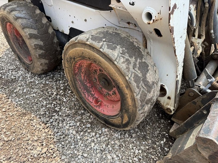 2013-bobcat-s510-image-13