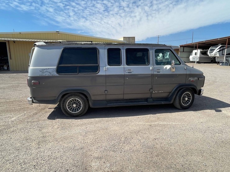 1988-chevrolet-g20-image-16