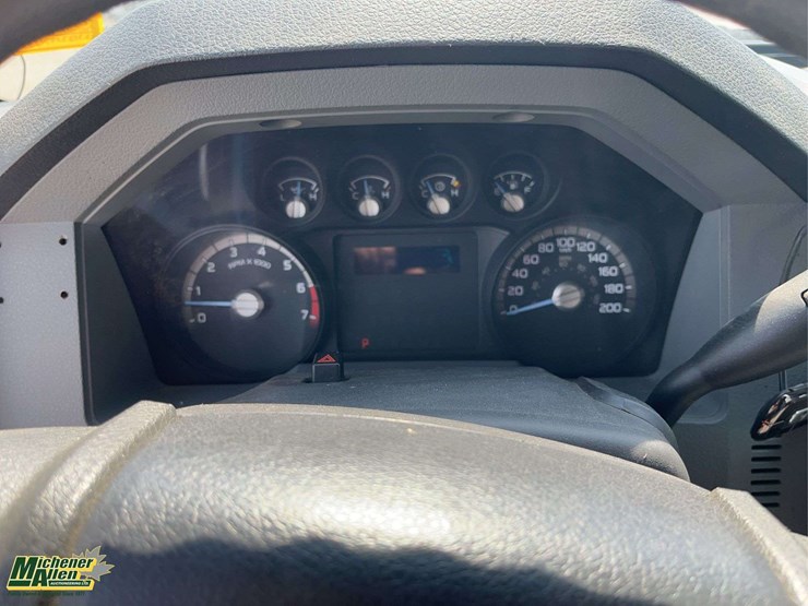 2011-ford-f350-image-18