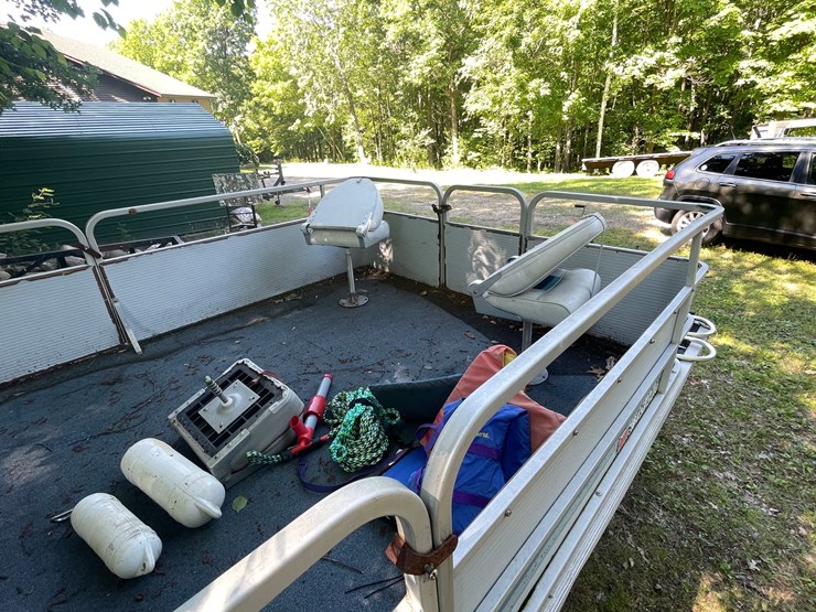#6100-•-northwoods-pontoon-with-north-country-pontoon-scissor-trailer-(sells-bill-of-sale)-image-25