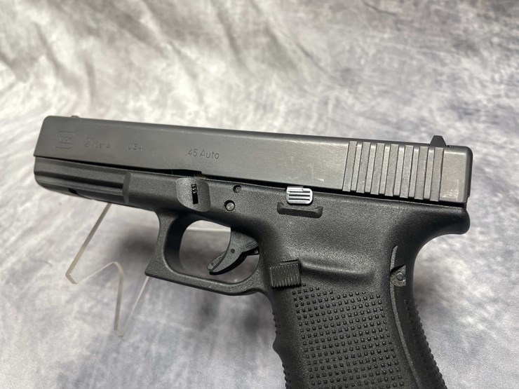 #10861-•-glock-21-gen-4,-45-acp-semi-auto-pistol,-sn:-agcz459-image-10