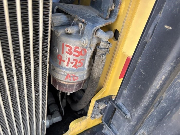 2018-yanmar-s220r-image-42