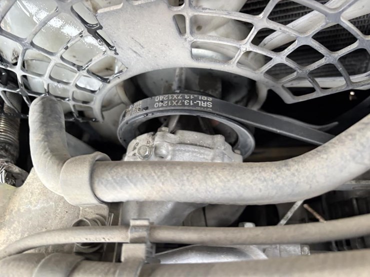 2015-caterpillar-2c6000-image-34