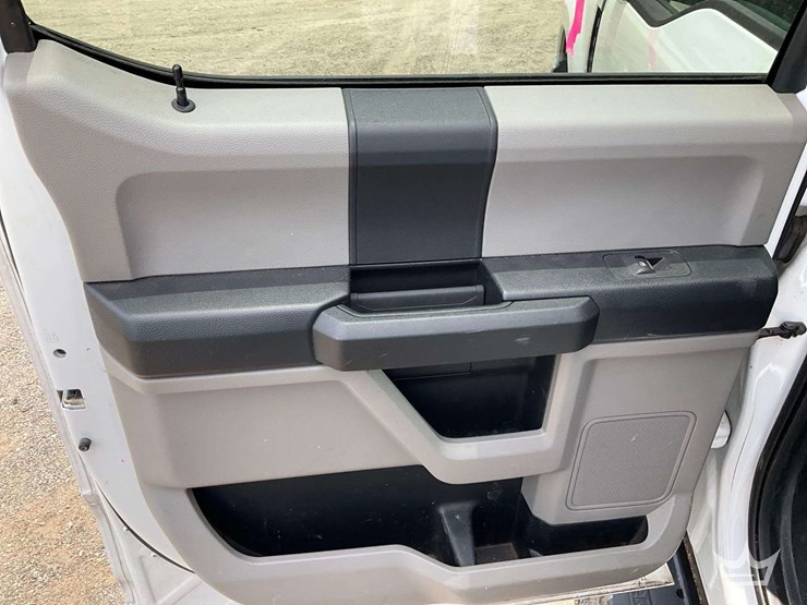 2018-ford-f350-image-19