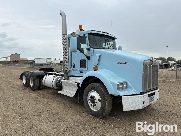 2014-kenworth-t800-image-3