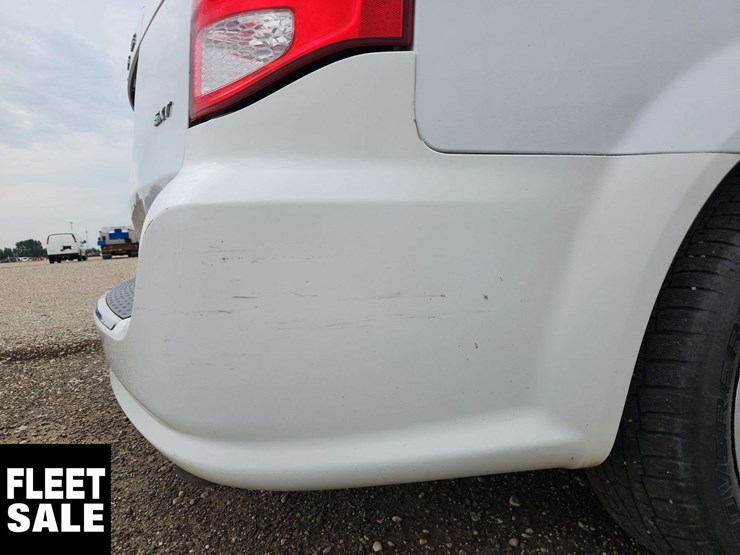 2016-dodge-grand-caravan-image-55