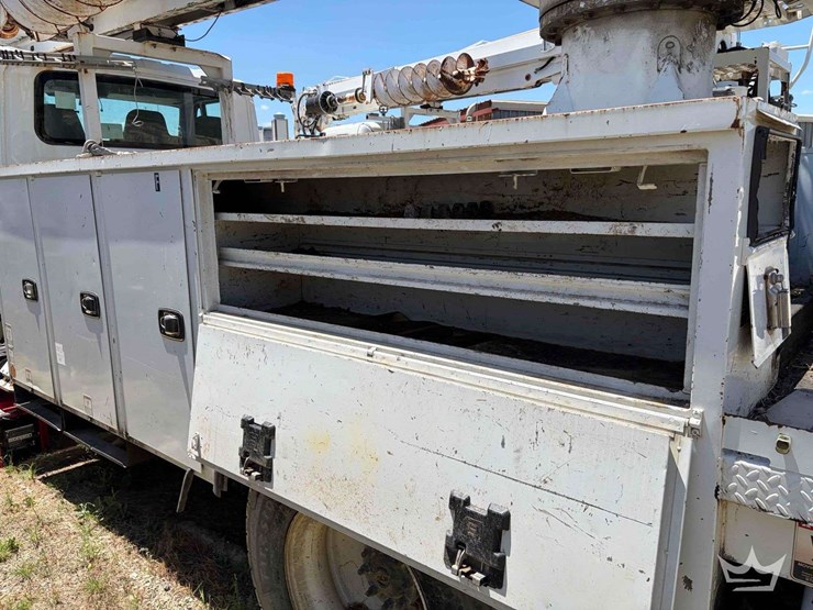 2016-international-durastar-4300-image-21