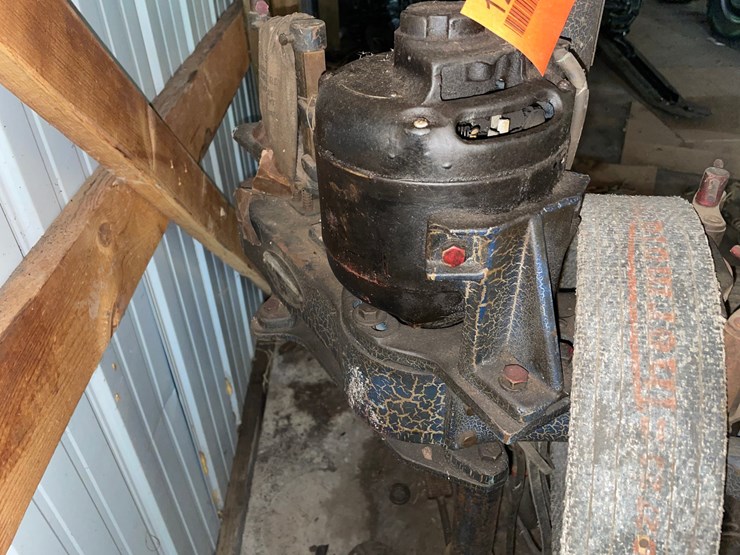 #1240-•-milford-model-865-and-868-riveter-machine-with-leather-punch-image-4