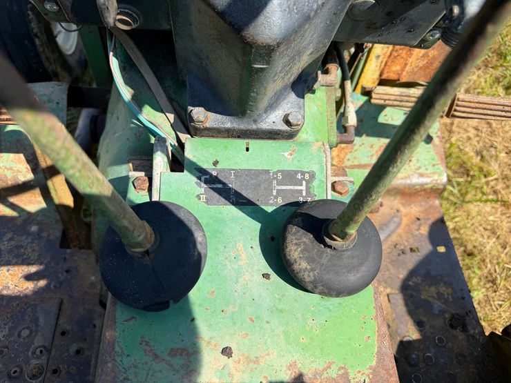 1972-john-deere-820-image-44