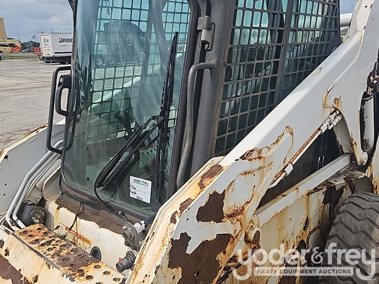 2011-bobcat-s185-image-26