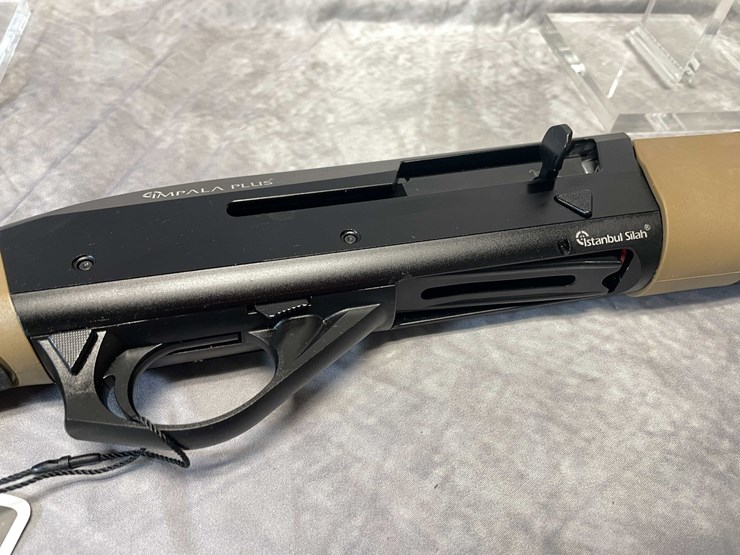 #10661-•-impala-plus-nero-desert,-12-ga.-semi-auto-shotgun,-sn:-60-h23yt-001382-image-16