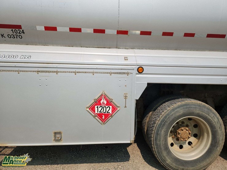 2006-peterbilt-378-image-41