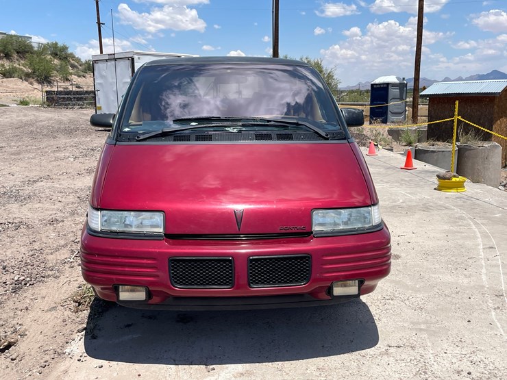 #2100-•-1990-pontiac-transport-van-se,-title-in-delay-image-10