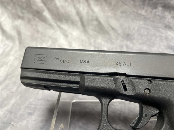 #10861-•-glock-21-gen-4,-45-acp-semi-auto-pistol,-sn:-agcz459-image-9