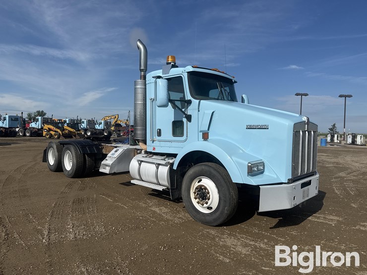 2008-kenworth-t800-image-3