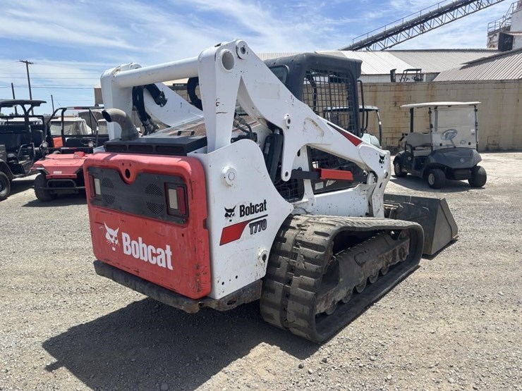 2019-bobcat-t770-image-3