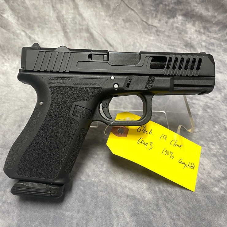 #10832 • Combat Armory CA 19 Glock Clone , 9mm Luger Semi-Auto Pistol, SN: 99005894
