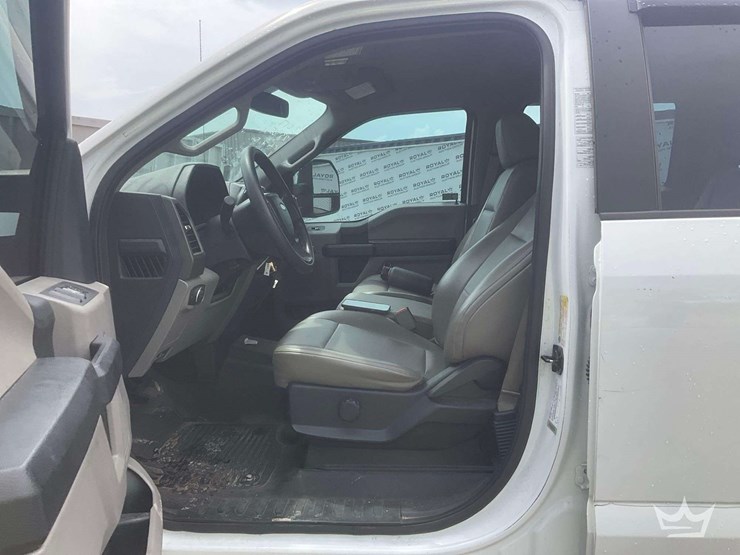 2017-ford-f250-image-11