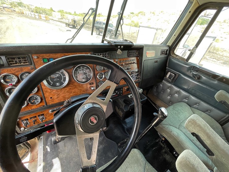 #2000-•-1999-kenworth-dump-truck-image-44