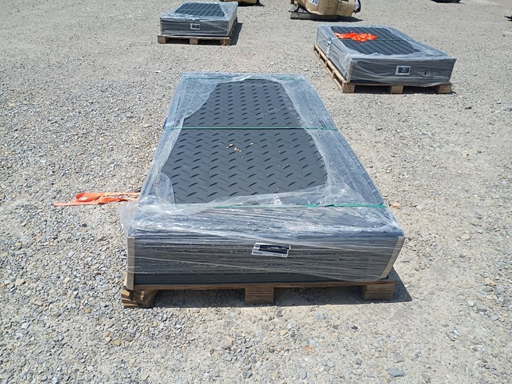 #l65-048-•-irgpm-15--ground-protection-mats-image-2