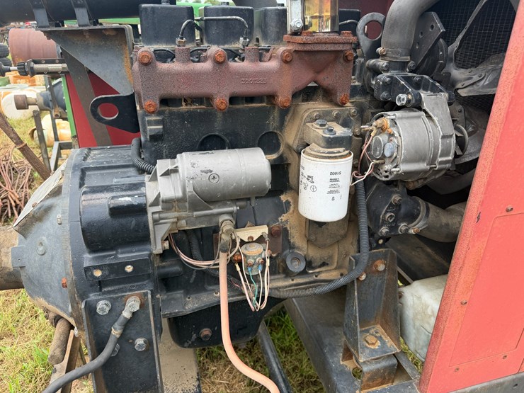 case-ih-4390-image-20