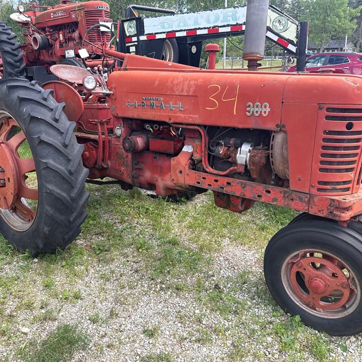 #34 • Farmall 300