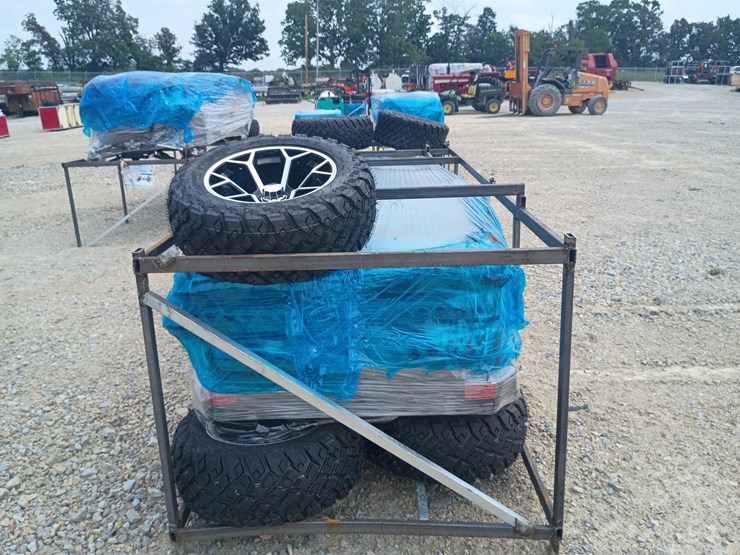 #l74-018-•-2026-future-ft-gg42s-off-road-golf-cart-image-2