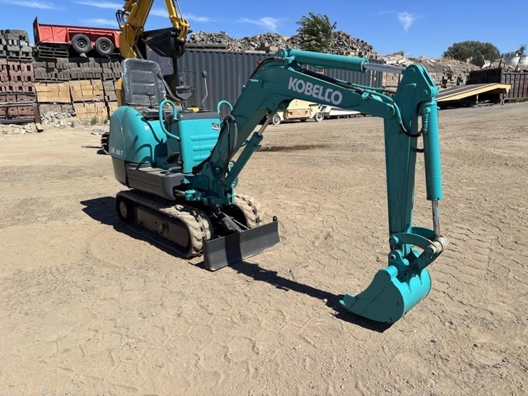 kobelco-sk007-image-2