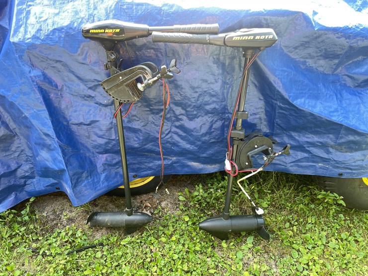 #6138-•-(2)-minn-kota-trolling-motors-image-1