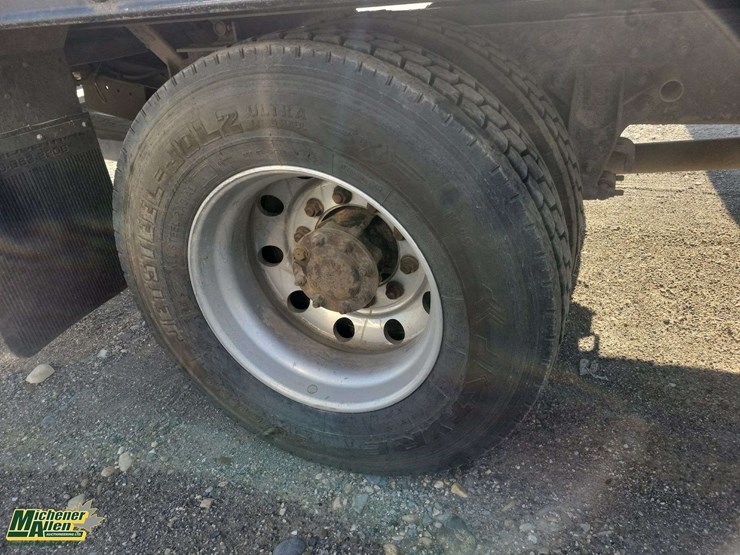 international-durastar-4400-image-10