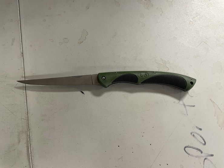 #10825-•-hunters-edge-folding-fillet-knife-image-1