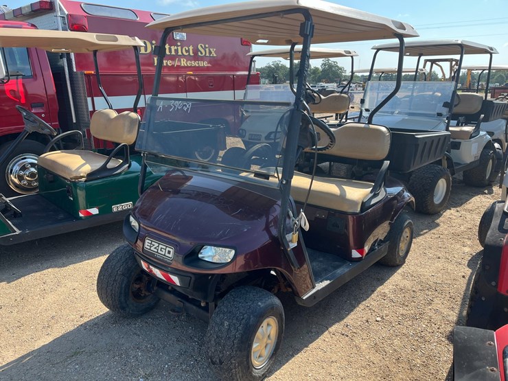 #39629-•-2018-ezgo-txt-golfcart-|-for-parts/repairs-image-1